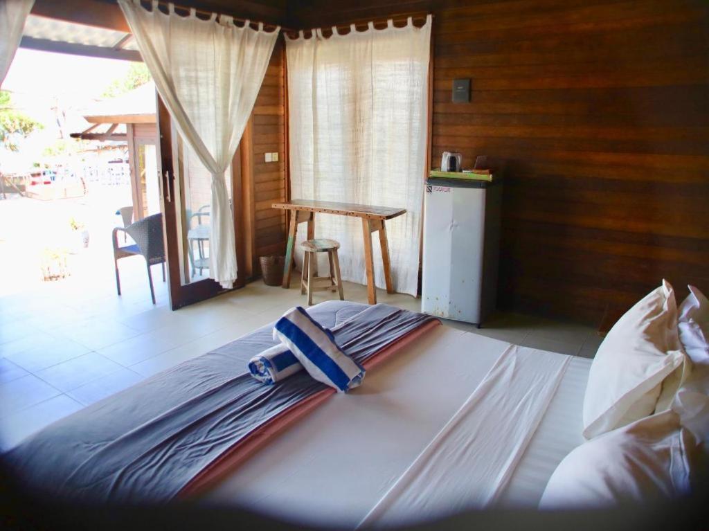 The Palms Ceningan Hotel Nusa Lembongan Szoba fotó